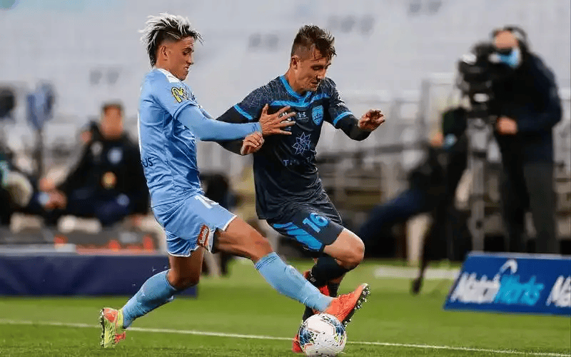 亚冠焦点！布里兰主场硬刚墨尔本城，泰超劲旅VS澳超豪门，跑动碾压VS传控攻坚？