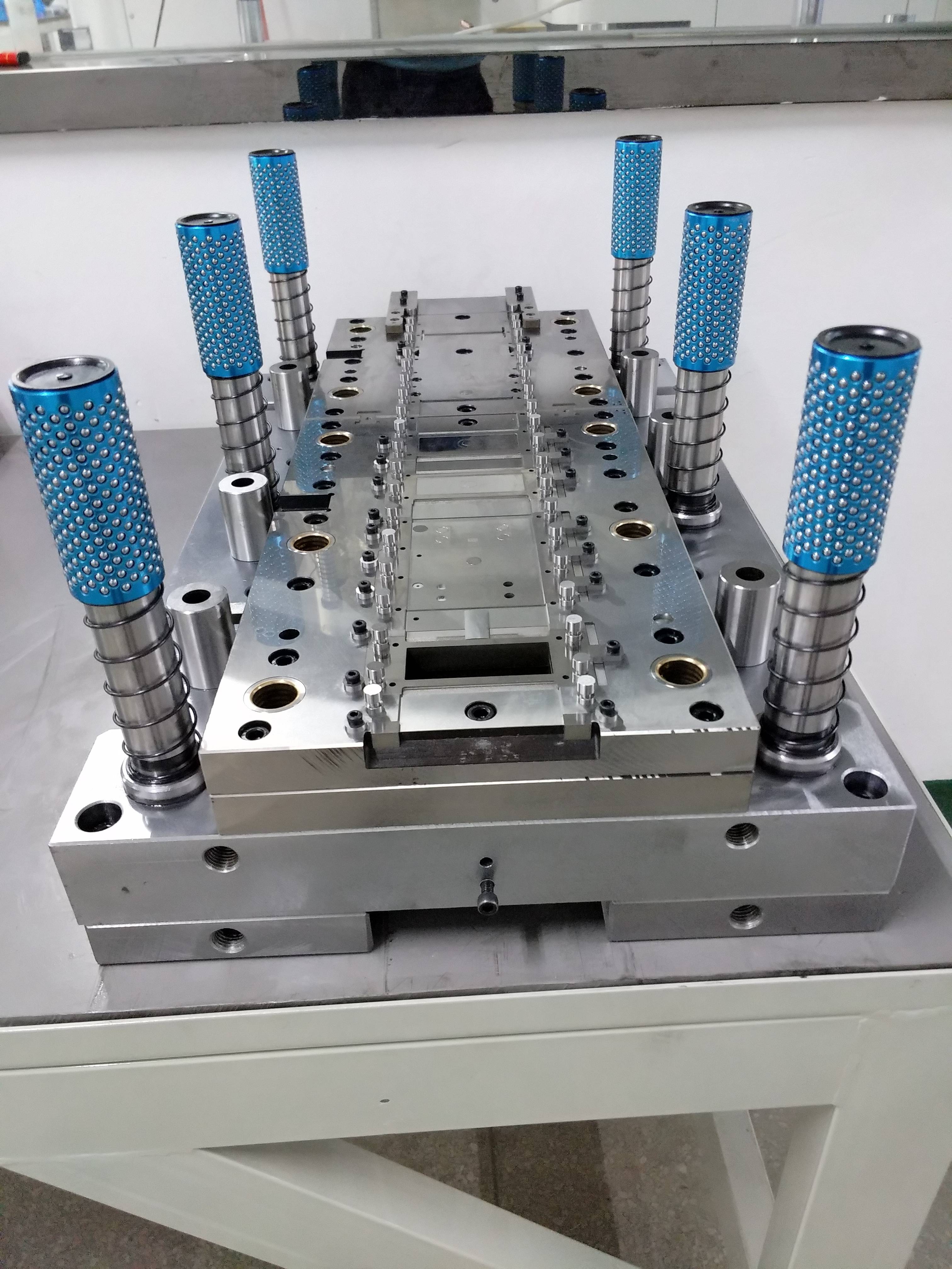 专业的新能源锂电池模具源头厂家