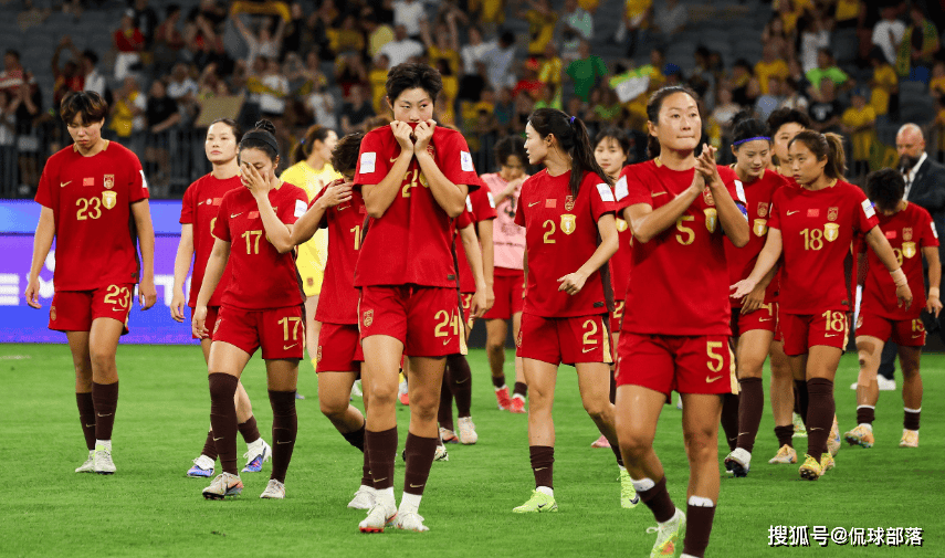 �й�Ů����ֽ�3Сʱ ����˧ͻȻ��ְ��