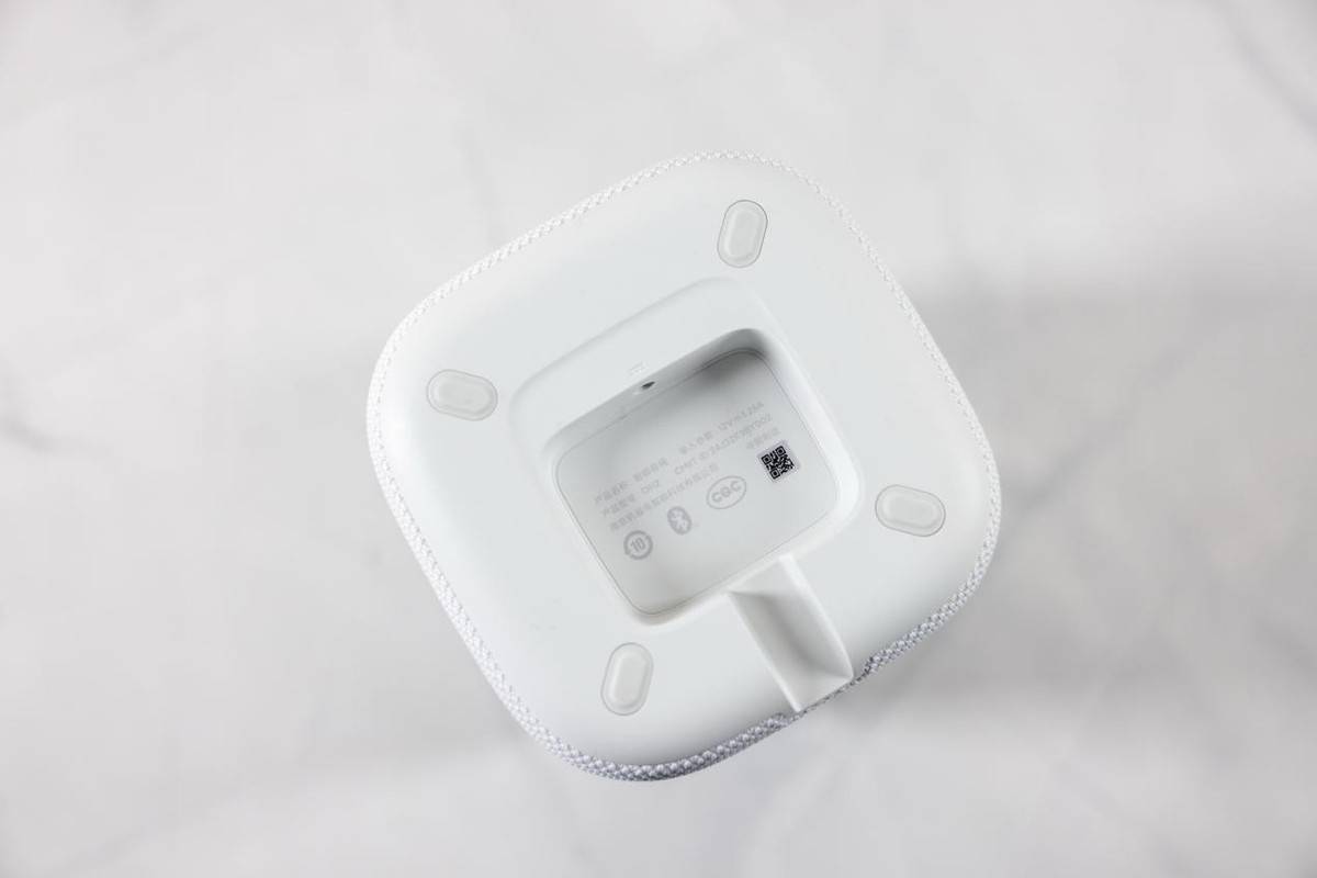 内置超级小爱，更好的音质，颜值更高的小米智能音箱体验