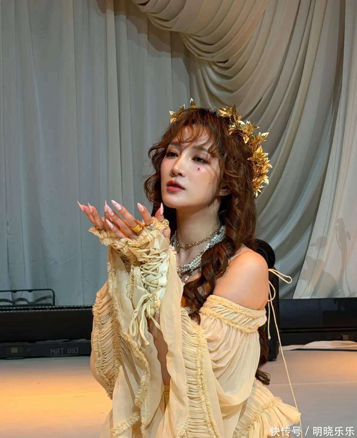 孟佳遭品牌方羞辱邀请她看秀但不让她进场孟佳发文手撕品牌方