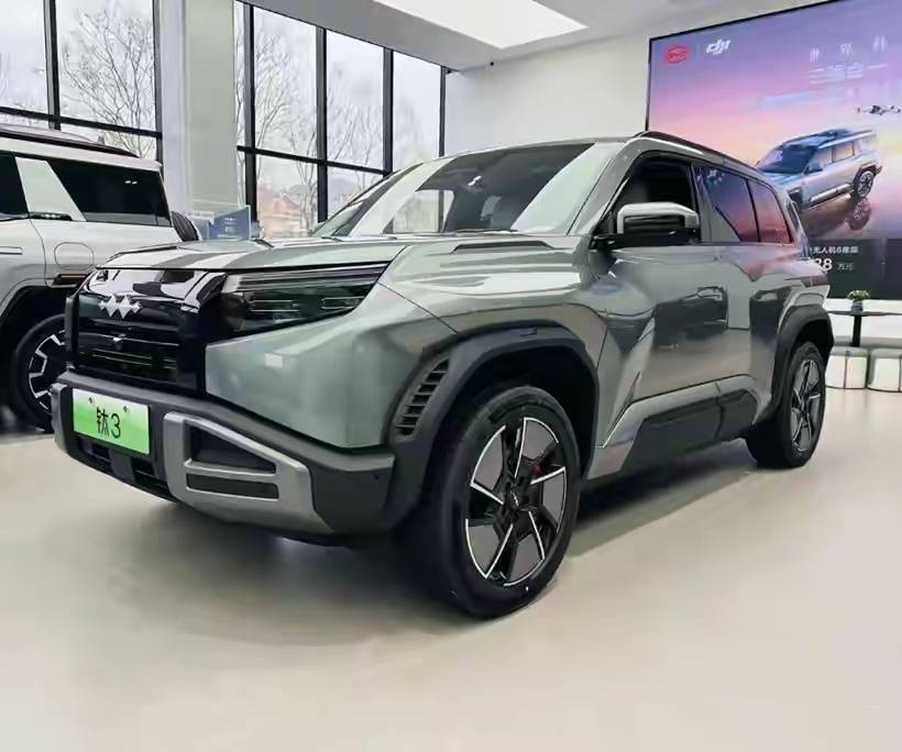 油价重回9元时代?比亚迪闪充给出最优解!