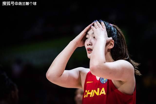 即将出国打球？李梦正式发声，下家3选1，有望获宫鲁鸣认可，重返女篮国家队