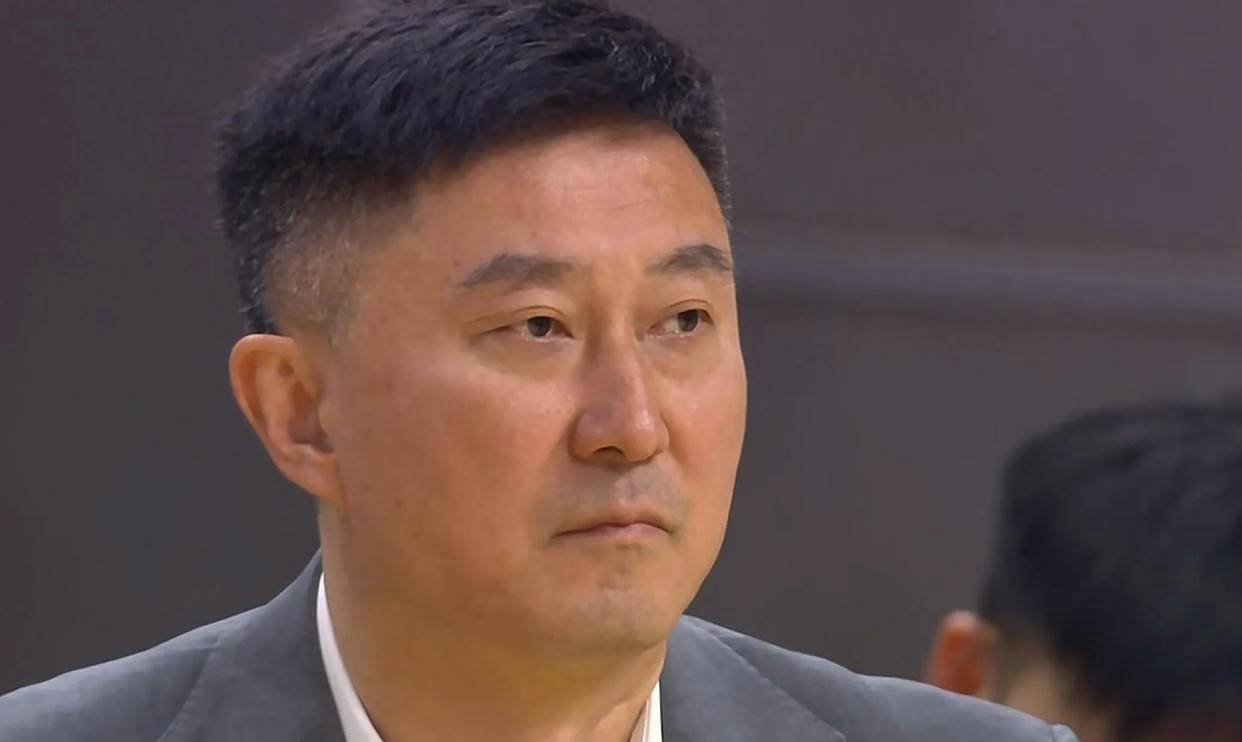 广东宏远今日早报：杜锋深夜发声，徐杰伤情更新，崔永熙王者归来