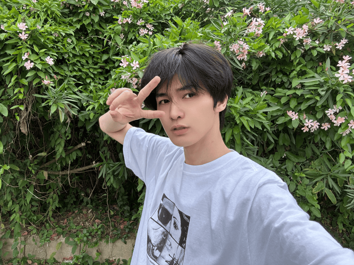 朱正廷方辟谣恋情：网传消息不实，切勿以讹传讹