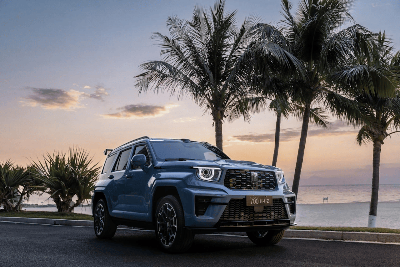 开创全域豪华新品类 全新坦克700预售价43.80万起2426.png