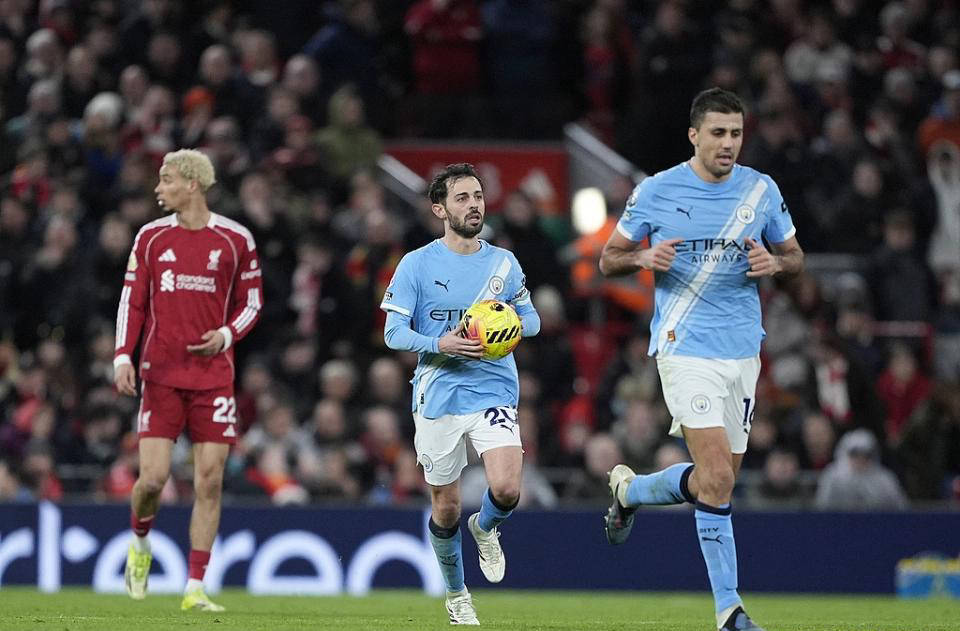 曼城核心欲加盟巴萨却遭“嫌老”，31岁传奇真不配？错失良机令人惋惜！