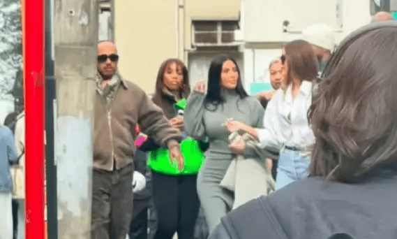 金·卡戴珊与汉密尔顿恋情公开 上月东京街头挽手逛街被拍