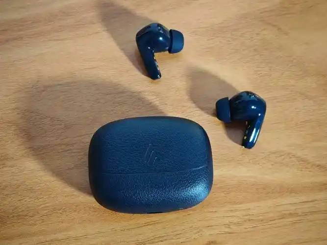 跑步者选什么耳机？推荐十款狂甩不掉的运动耳机，小白也能不踩坑