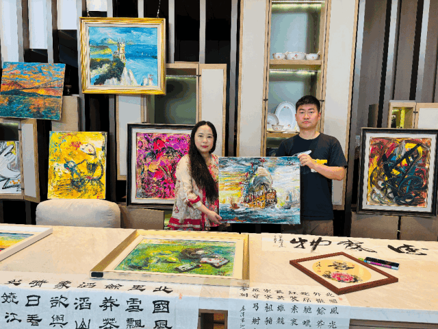 传承与创新交融：当代抽象画家招丽丽与“牡丹皇”陈惠莲画展亮相大湾区(图3)