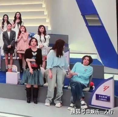 原创 王濛大型双标现场：淘汰夜怒甩李小冉的手，只因赛制不公触怒体育人底线，却见不得美人掉一滴泪封面图