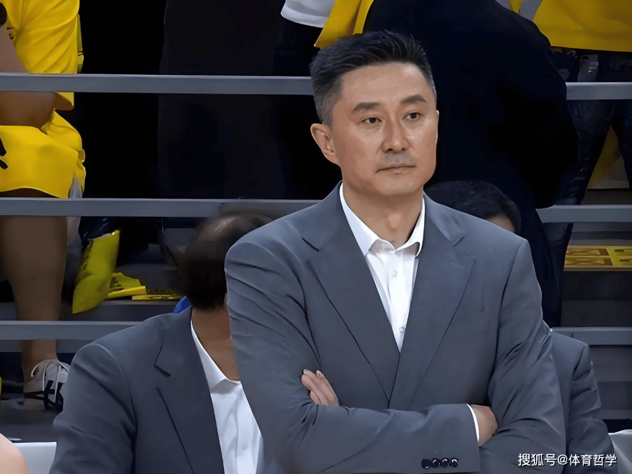 广东队签约2米10中锋，杜锋要辞退谁？