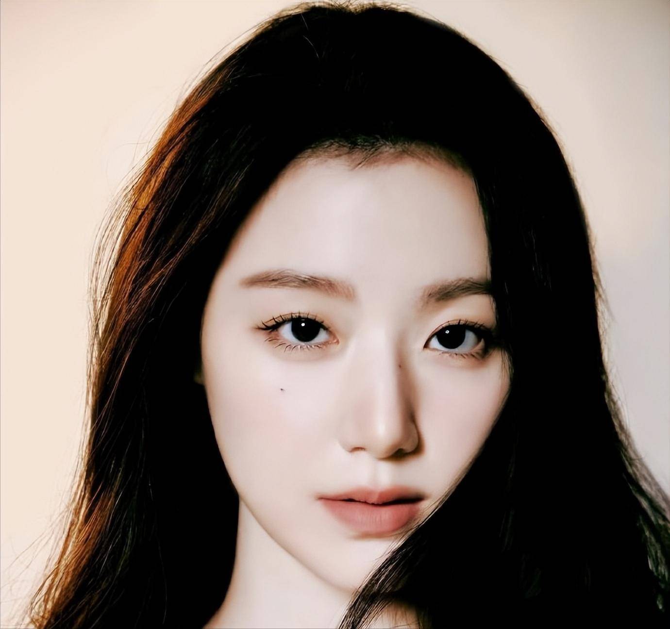 _绯闻密方_敬宫爱子内亲王照片曝光遭热议