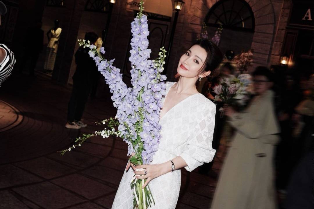 北京国际电影节时尚盛典落幕 李冰冰胡杏儿演绎跨界艺术大秀