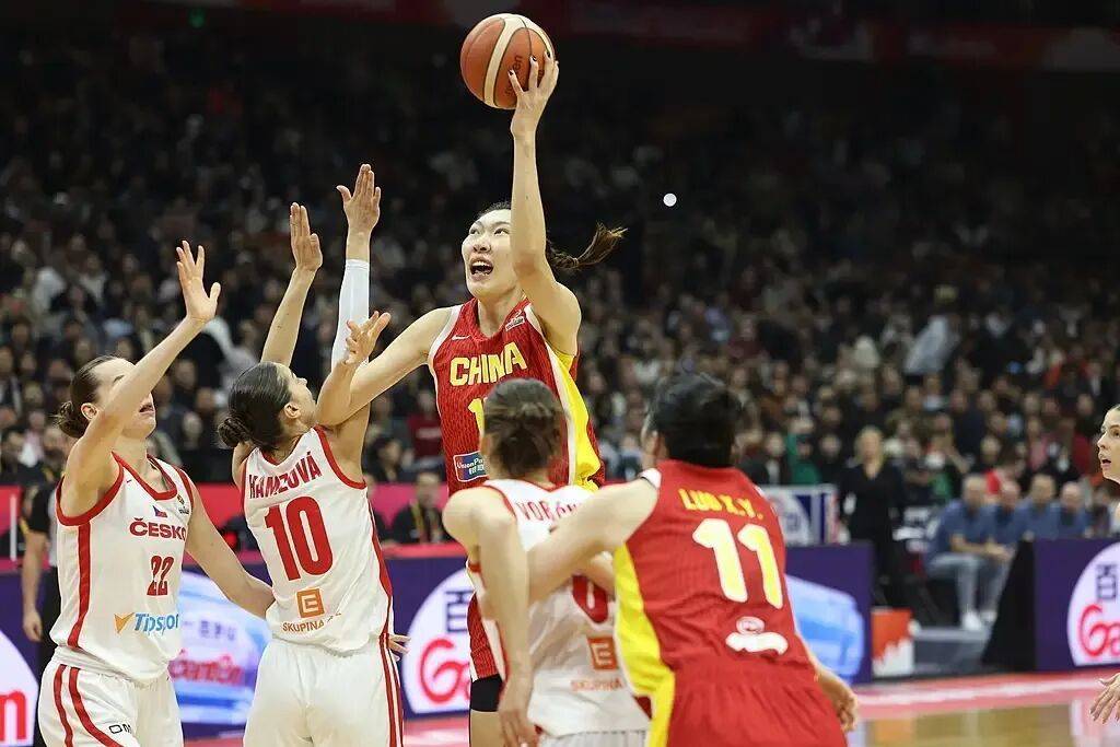 达成签约！继李月汝，又一位国字号中锋登陆WNBA