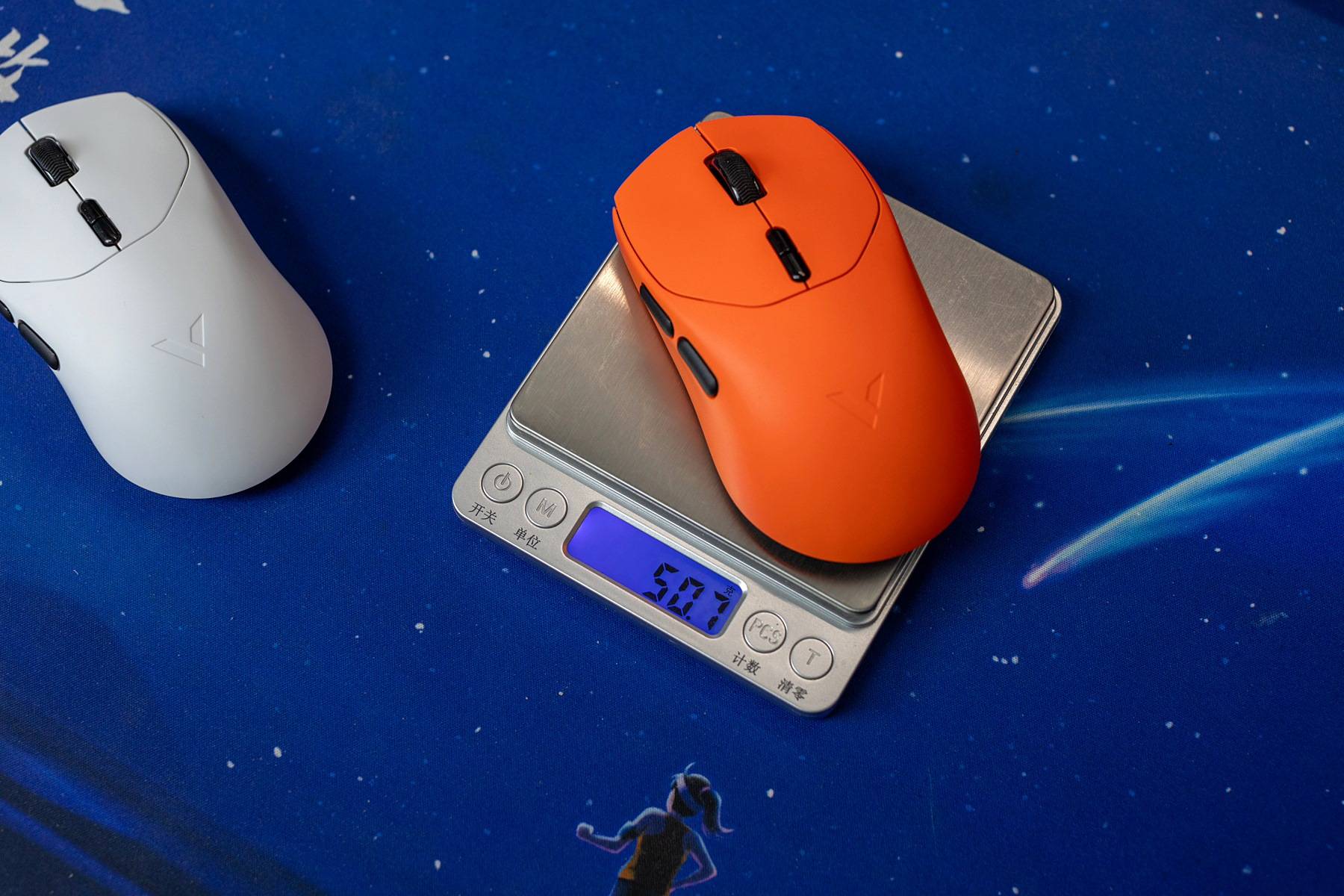 雷柏VT1/VT1MAX拆机实测，这49克分量里藏着哪些值得玩味的细节