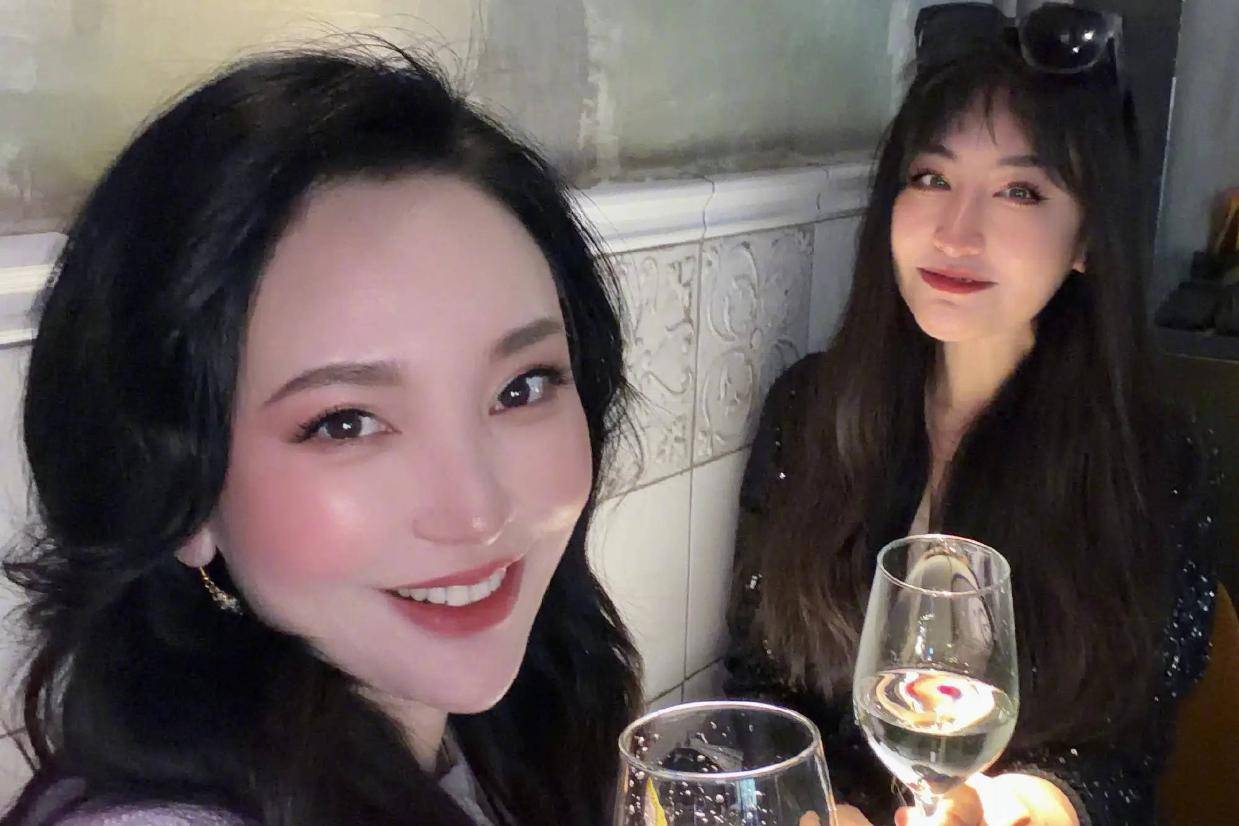 金莎回应被误认成刘晓庆：被夸美是抬举，尽显高情商