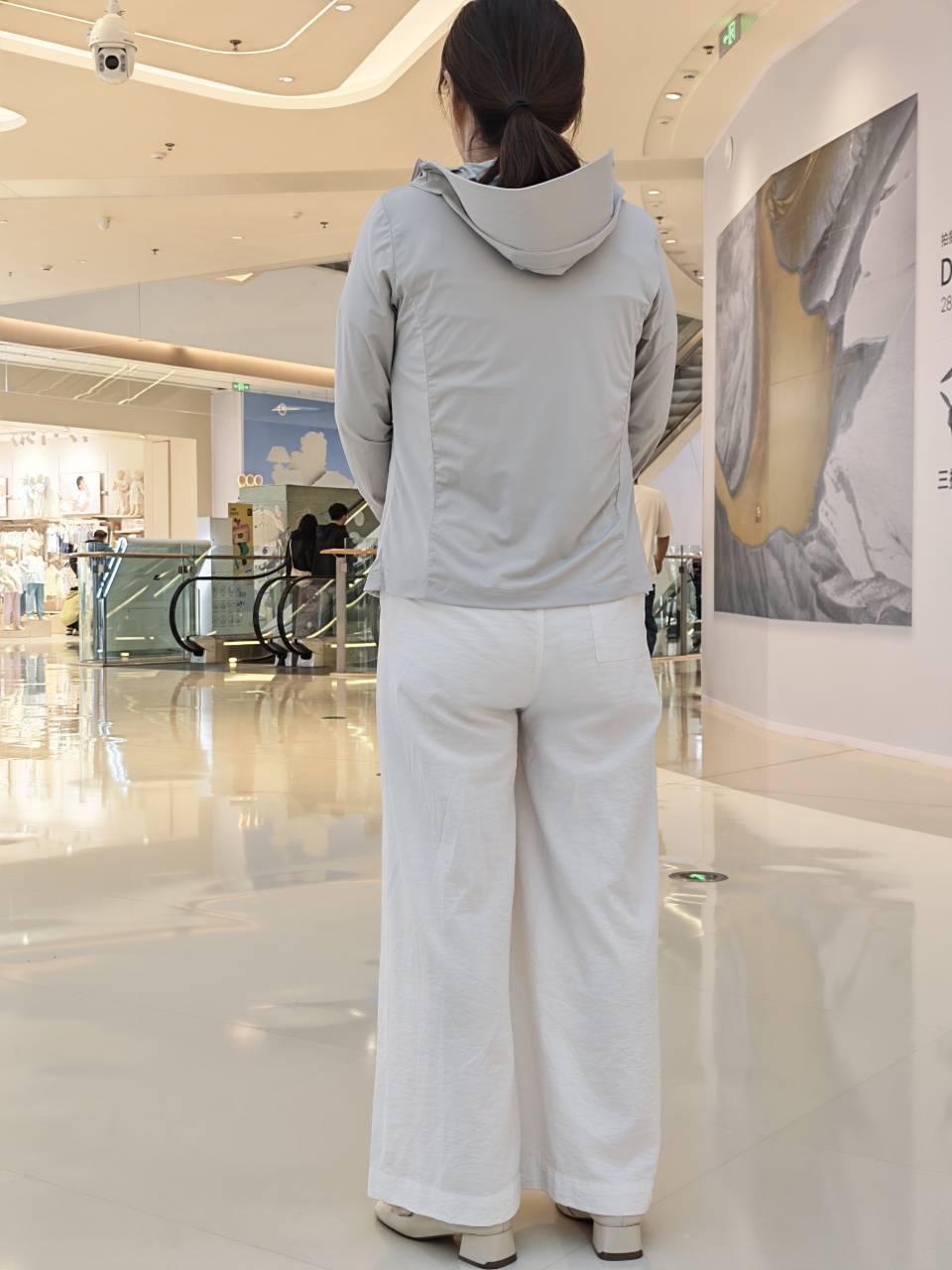 特级原纱防晒推荐：199元专业越野Vbrex防晒衣测评，UPF200+硬刚暴晒