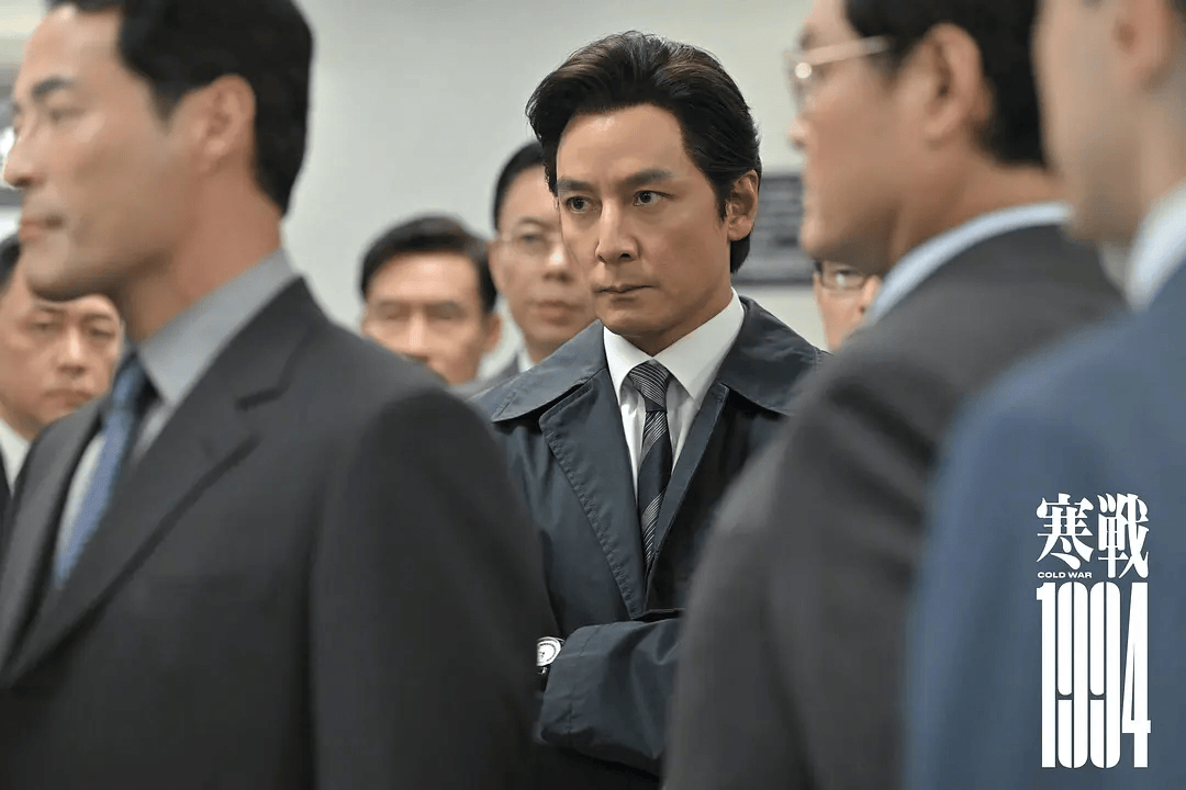 五一档预售票房破2100万，《寒战1994》领跑