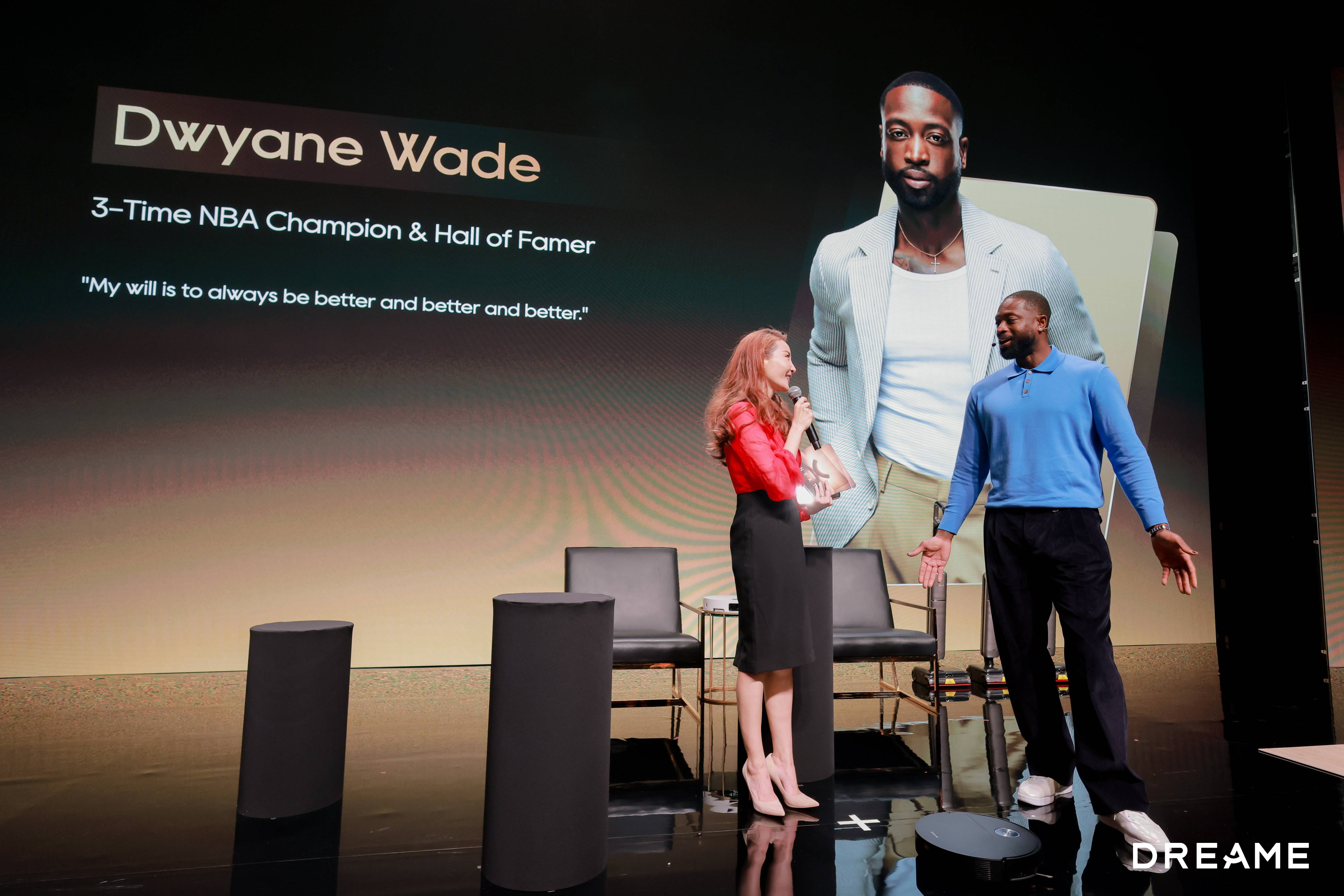 《“闪电侠”韦德当“陪练”，追觅扫地机硅谷上演极限避障》