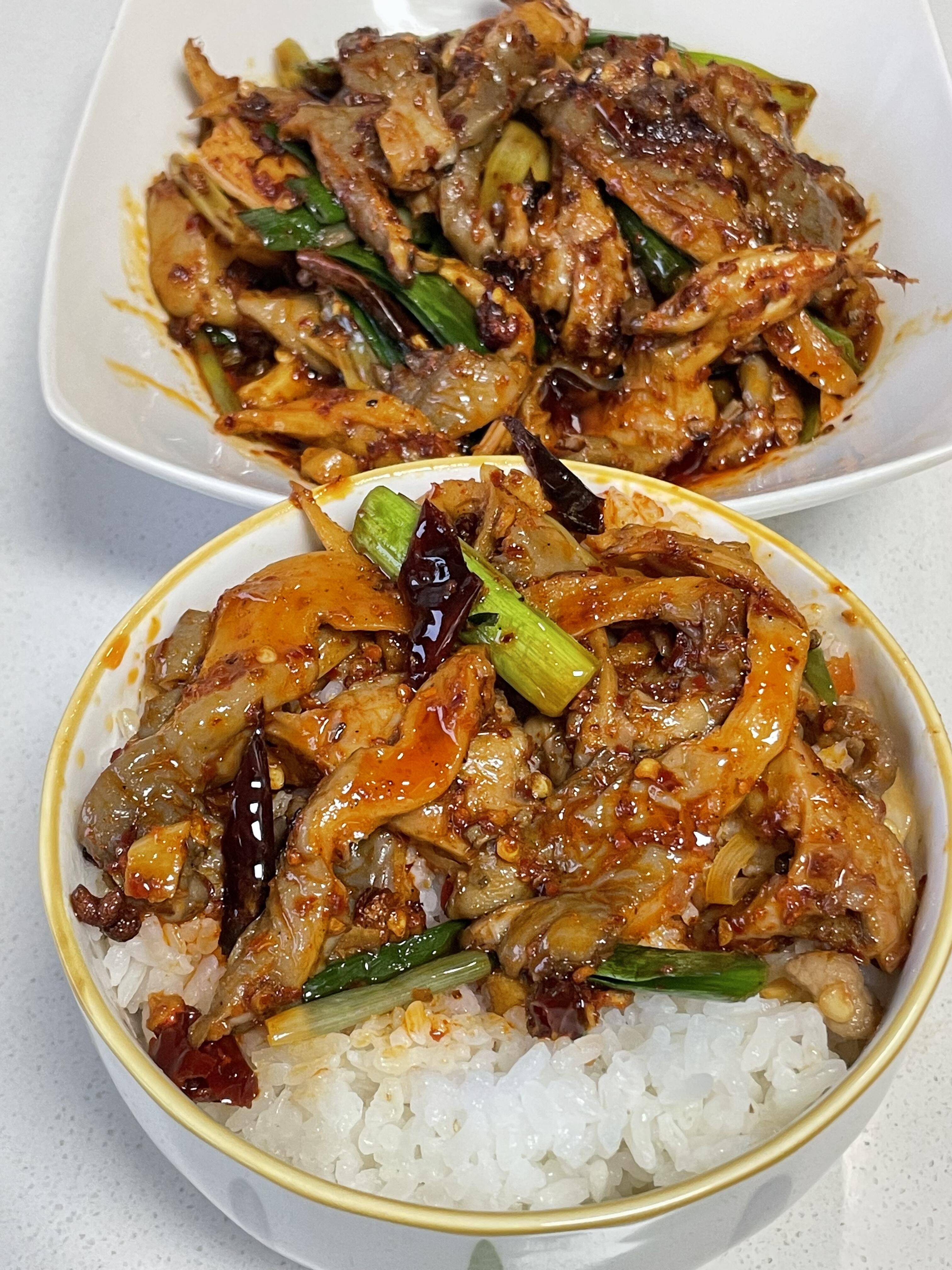 香辣孜然平菇一口咬下比肉还香烧烤味十足的下饭神器