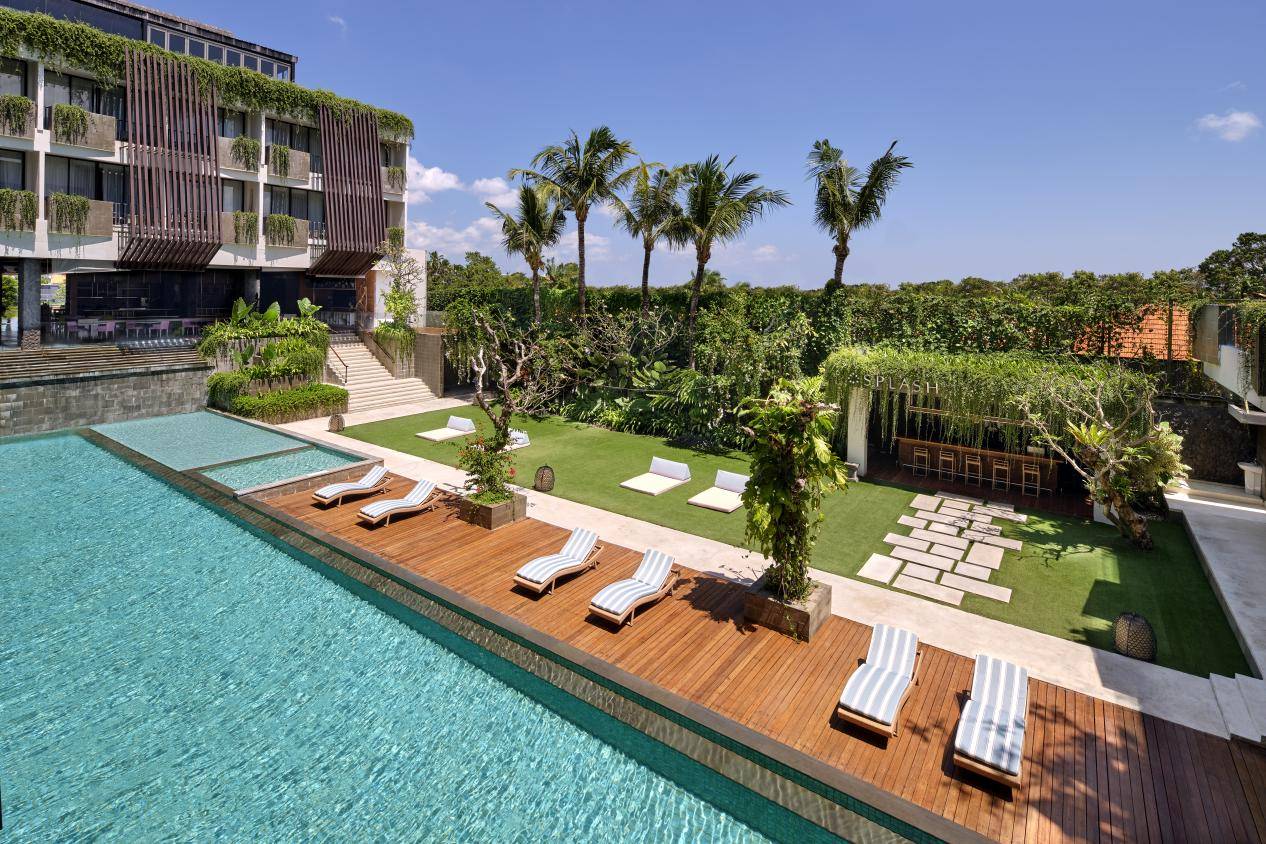Main+Pool