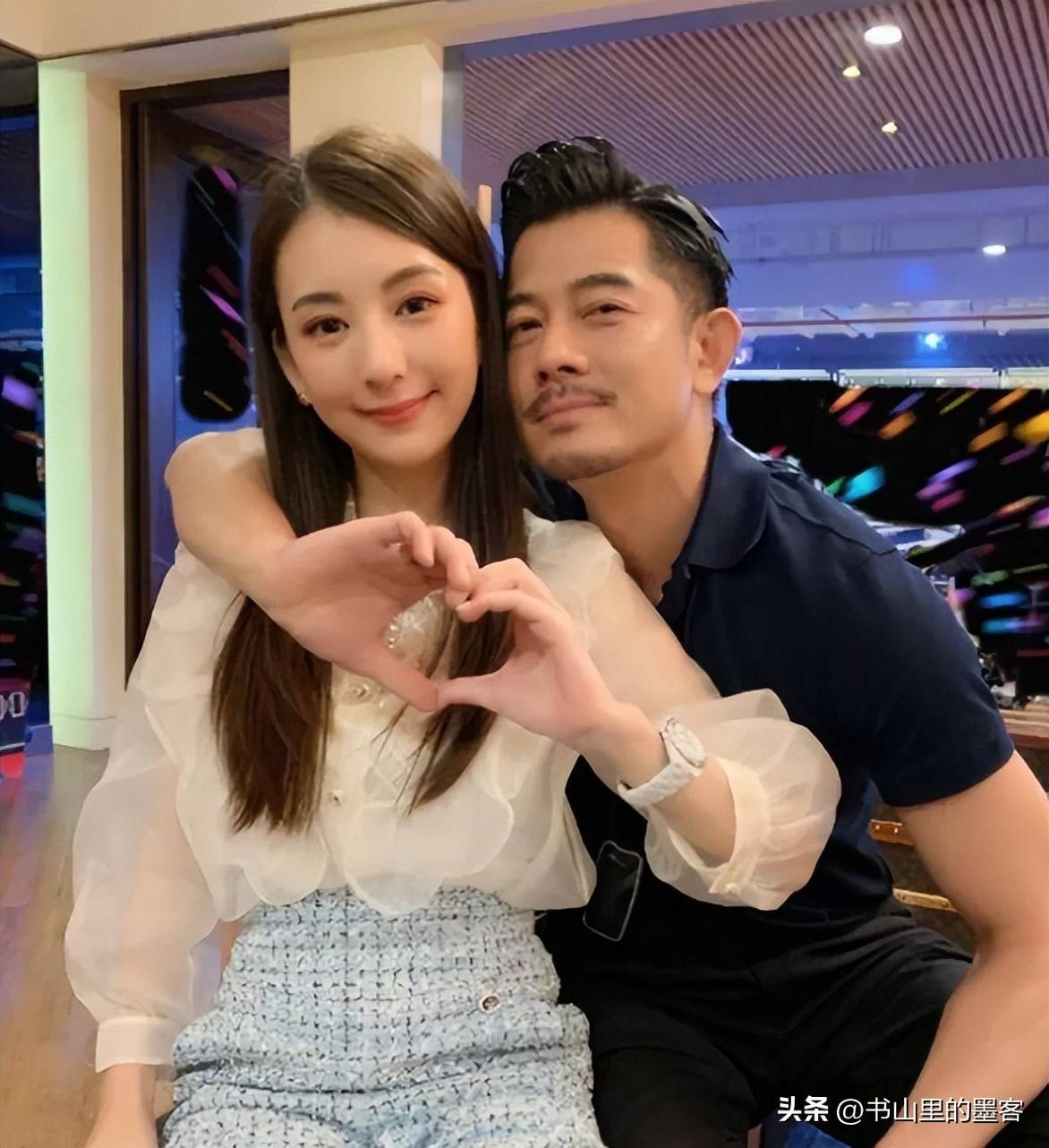 _生完三胎省心顾家，方媛传来好音书，一家东谈主普通幸福惹东谈主惊奇_生完三胎省心顾家，方媛传来好音书，一家东谈主普通幸福惹东谈主惊奇