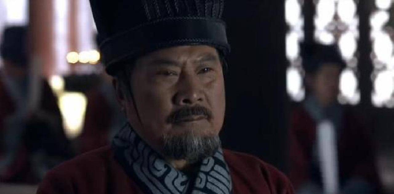 邙山悲歌:横行百年的东汉宦官,缘何落幕?_窦武_外戚_何进