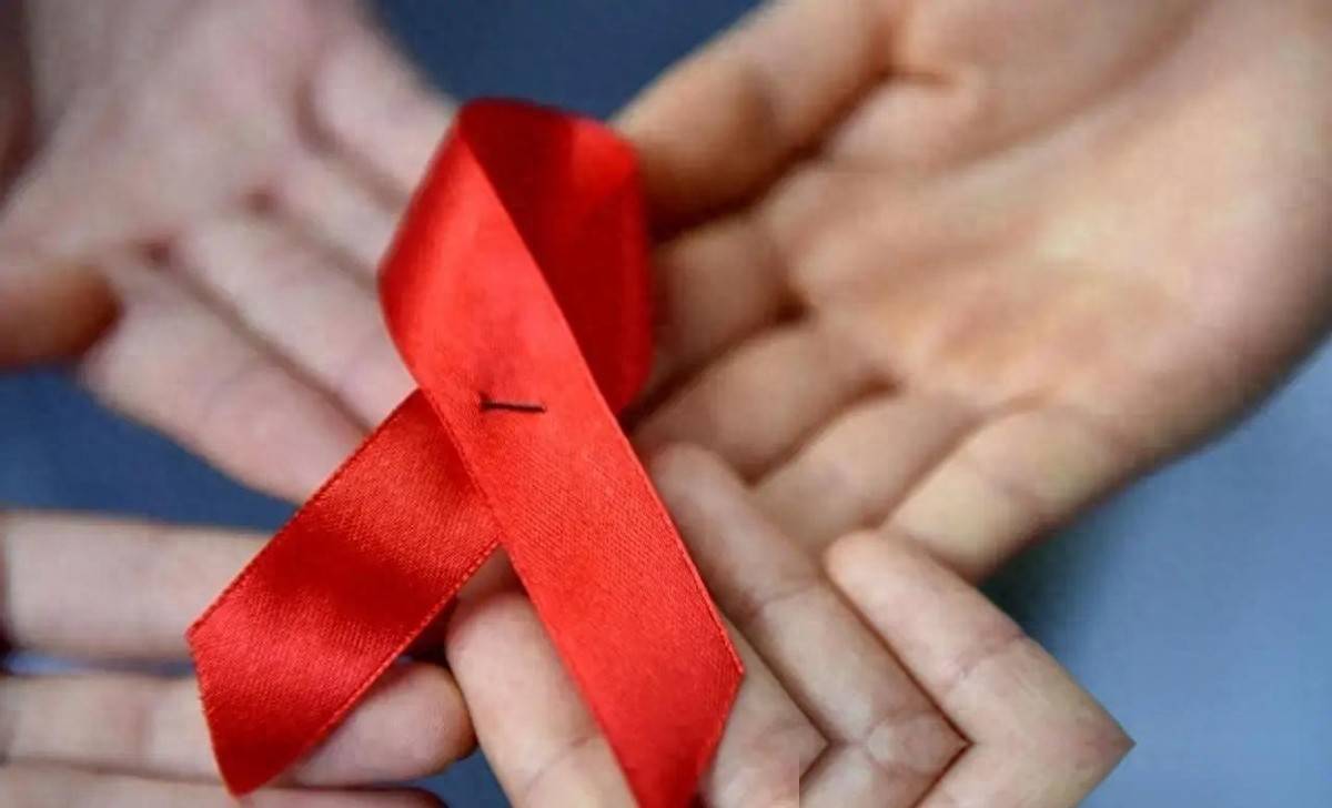 原创            中美俄艾滋病现状：美国120万， 俄10年降27%， 中国的数据令人意外