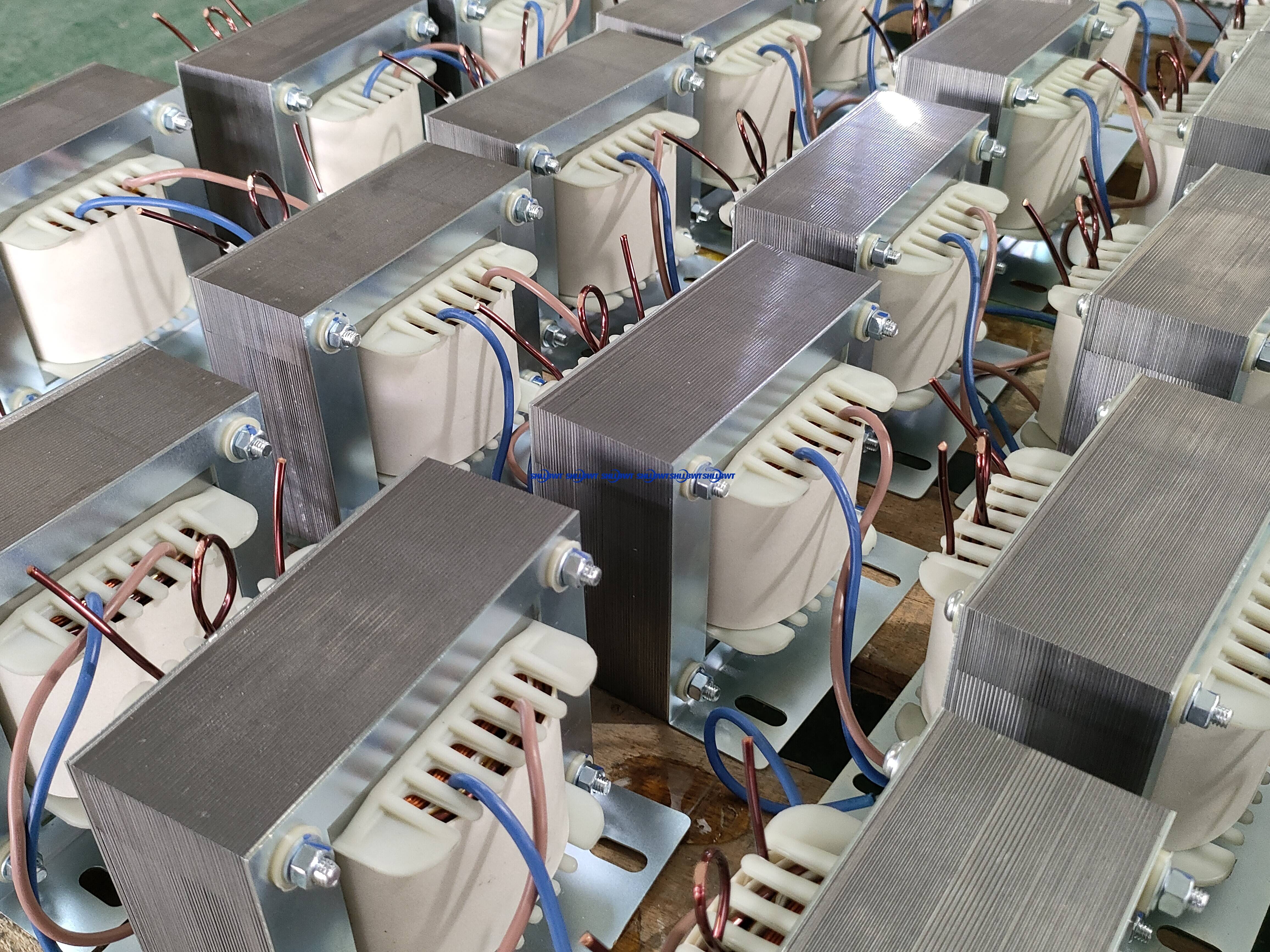 Differences Between Reactors, Isolation Transformers and Control Transformers