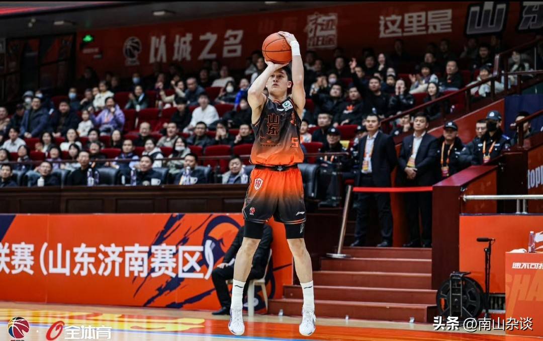 中国男篮两大未来之星！U21诞生两次50+ 管子煜53分&王证51分！