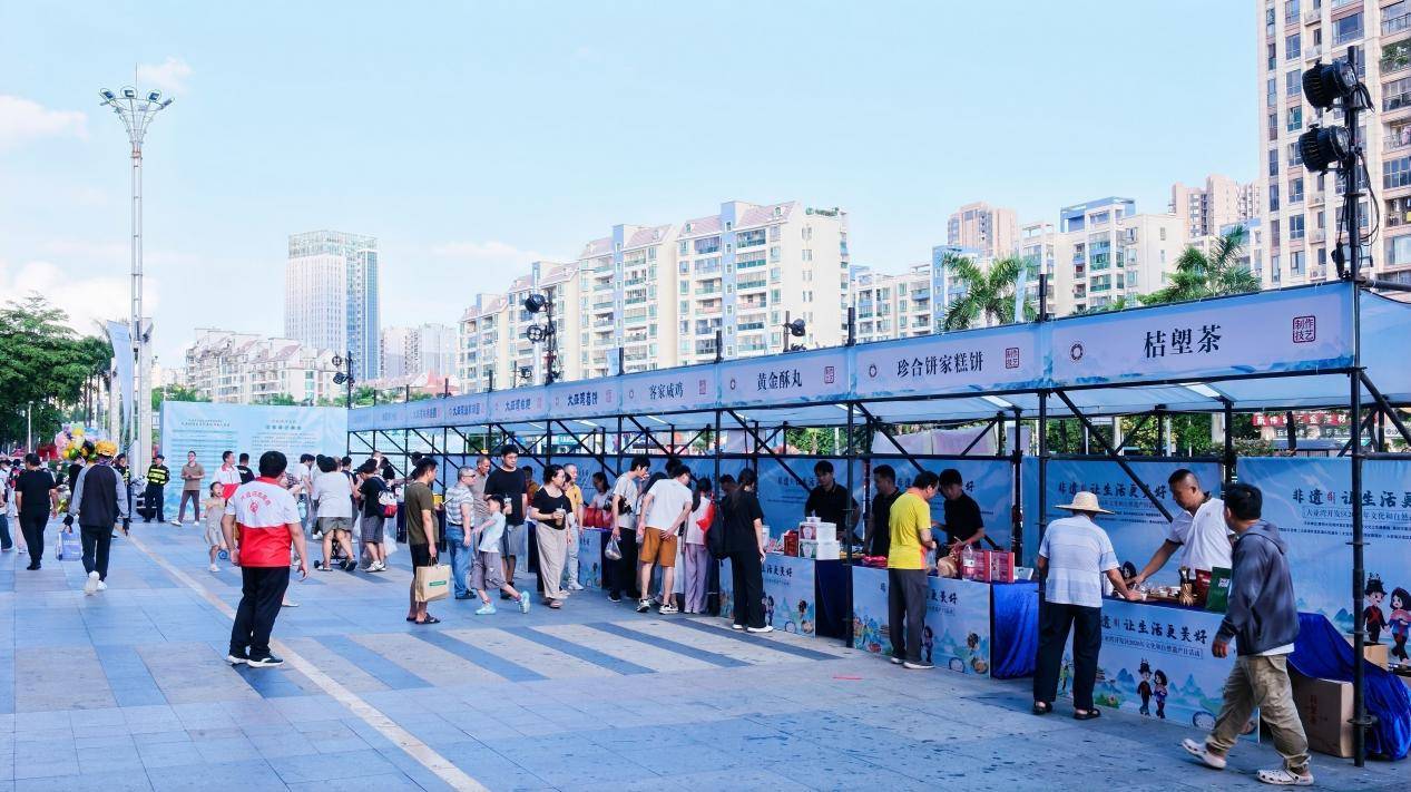 惠州大亚湾万达广场承载非遗传承与全民文艺惠民阵地(图2) 惠州大亚湾万达广场承载非遗传承与全民文艺惠民阵地(图2)