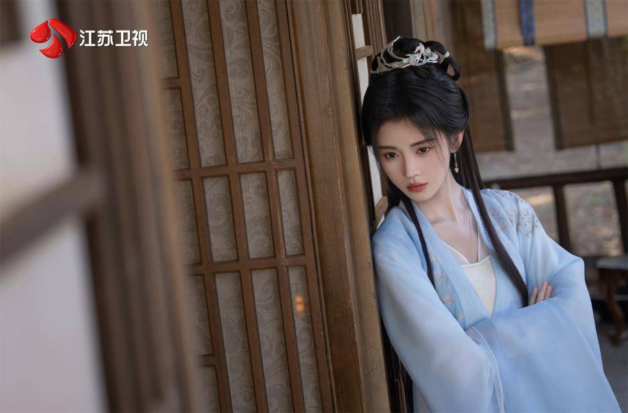 修仙界顶流CP二搭!宋威龙鞠婧祎《千香》今晚开播引爆期待