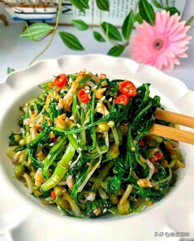 原创            肝一干净，脸就干净！4道“清肝排毒菜”换着吃，素颜也敢出门