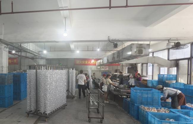 邮储银行温州分行1亿元信贷护航“中国纽扣之都”韧性增长(图3) 邮储银行温州分行1亿元信贷护航“中国纽扣之都”韧性增长(图3)
