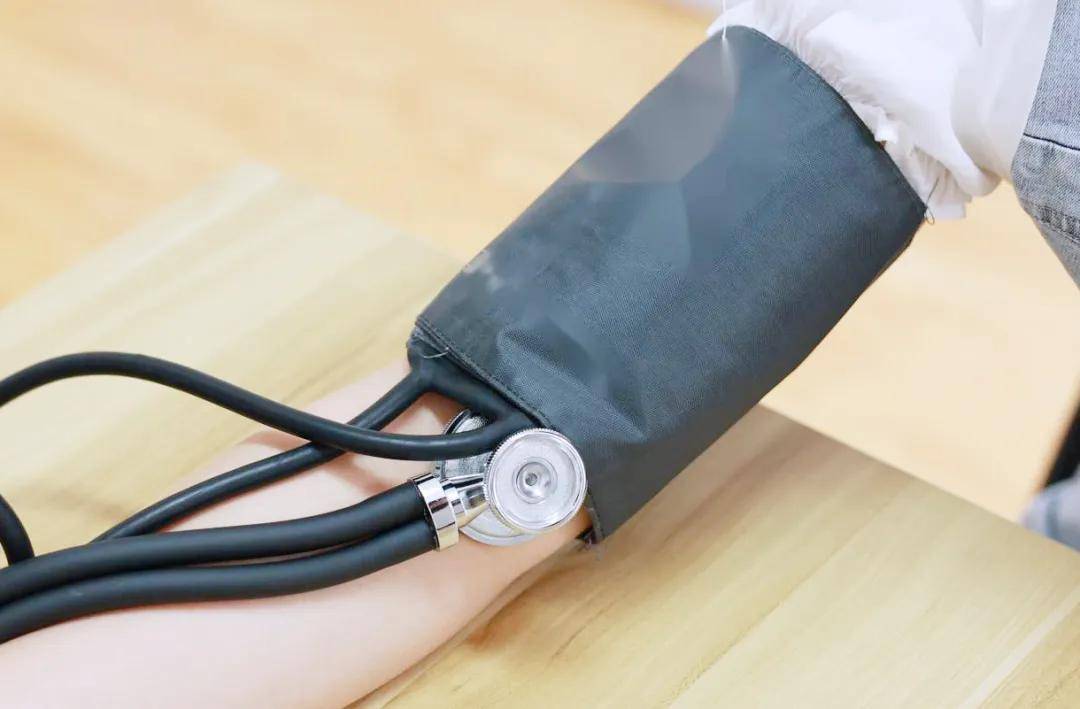 原创            运动降压，真有其事？这三项运动是降压“神技”，慢跑都甘拜下风
