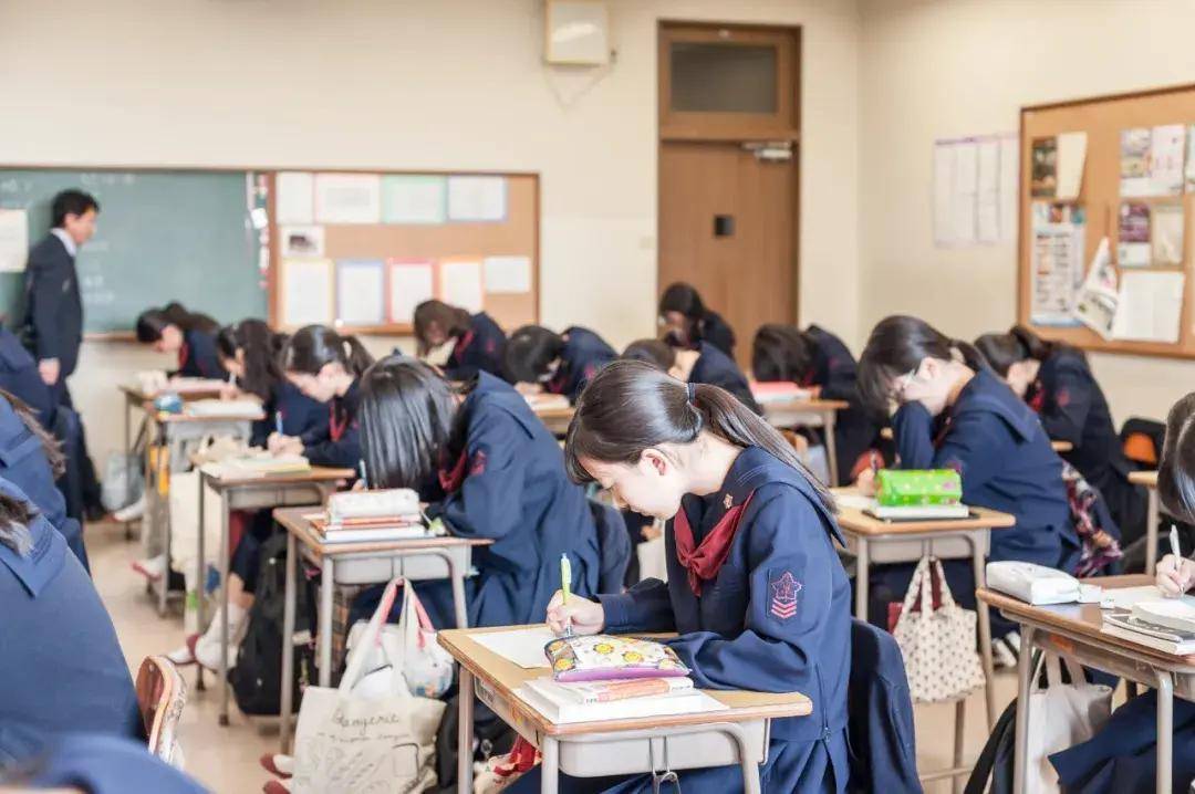 请输入图片描述 请输入图片描述