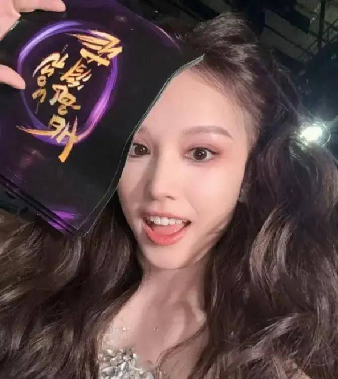 原创            张雅琪在中餐厅为何惹争议，观众反感的从不是失误，而是忙着解释却没人扛事