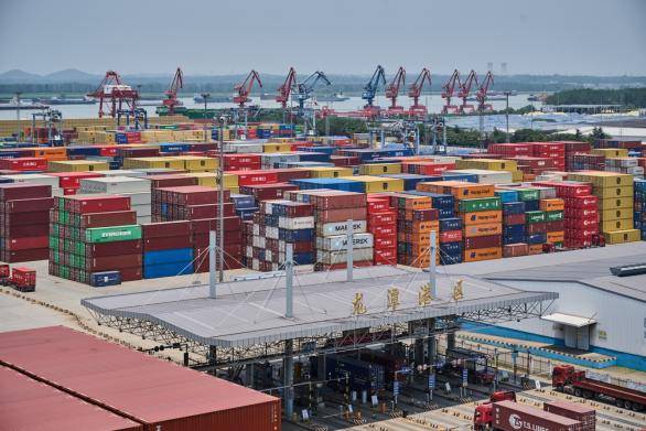 江涌金陵通四海 —— 建行南京分行深耕龙潭口岸畅通外贸双向循环(图1) 江涌金陵通四海 —— 建行南京分行深耕龙潭口岸畅通外贸双向循环(图1)