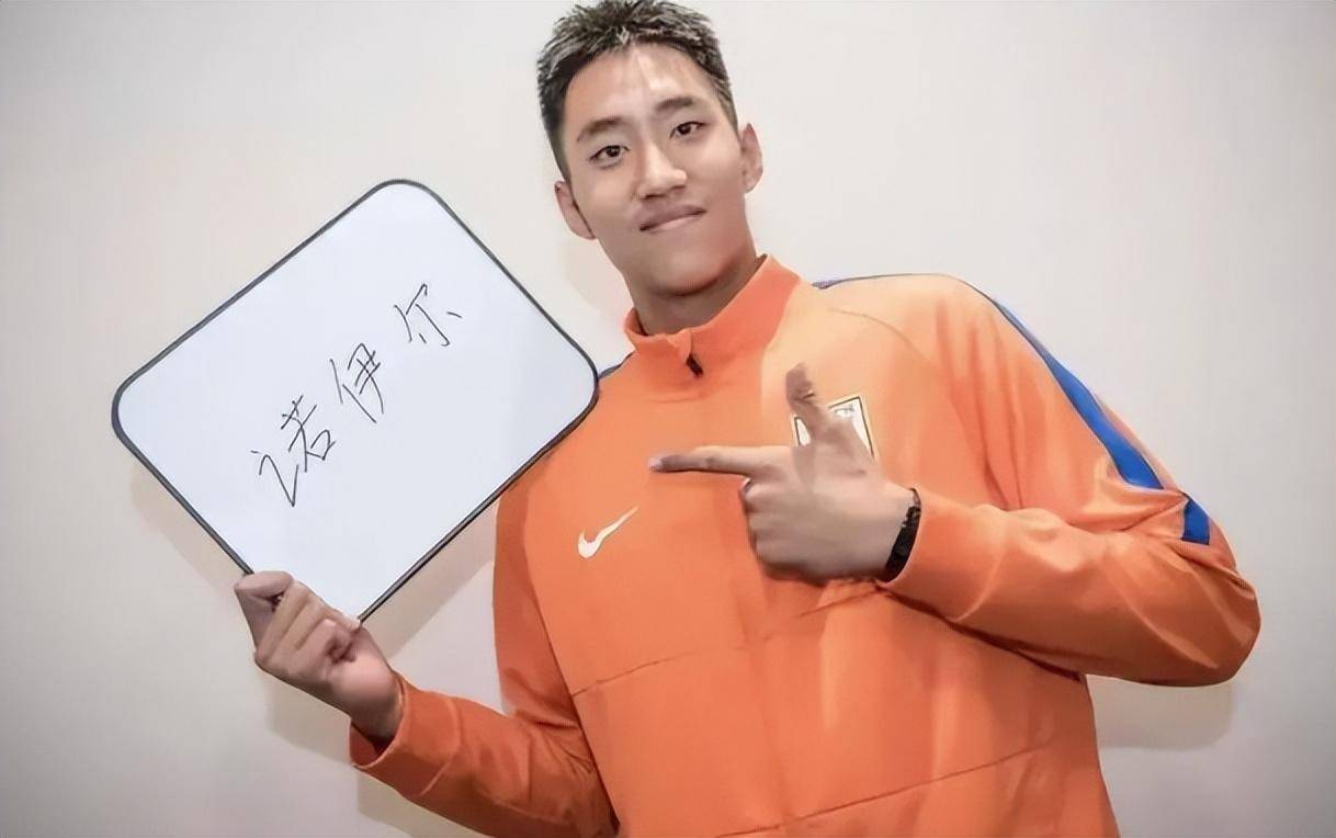 8月6日:乌拉圭主力国脚前腰将在8月6日正式亮相泰山队主场