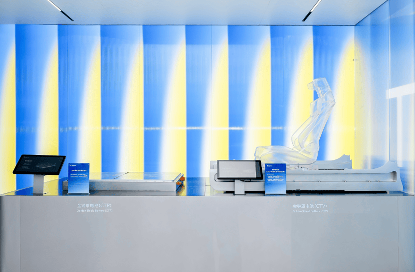 全新深蓝G318成都车展上市19.68万元起，专为城市家庭而来3319.png
