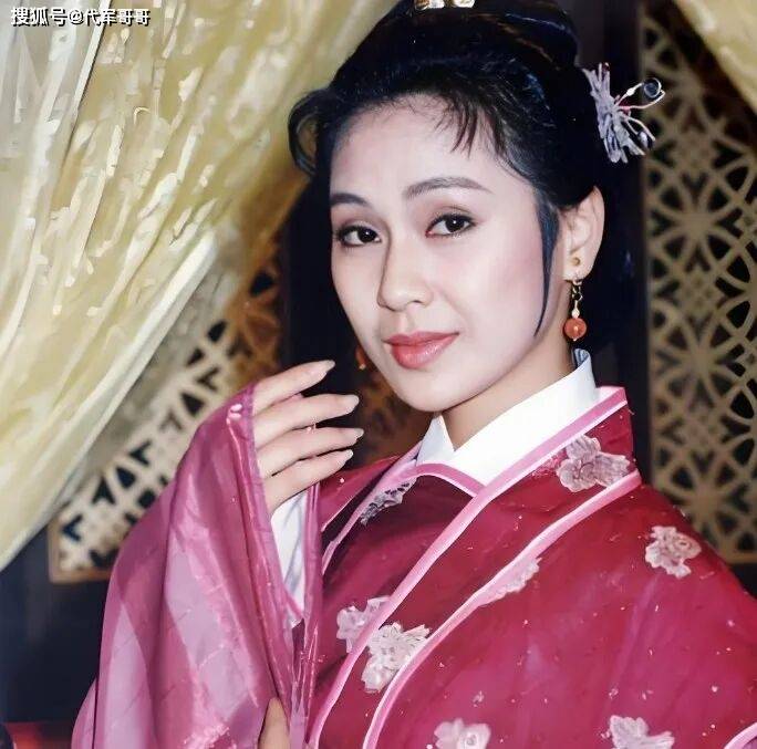 原创            56岁女星梁又南近况曝光！低调结婚生下一子，如今婚姻生活很幸福