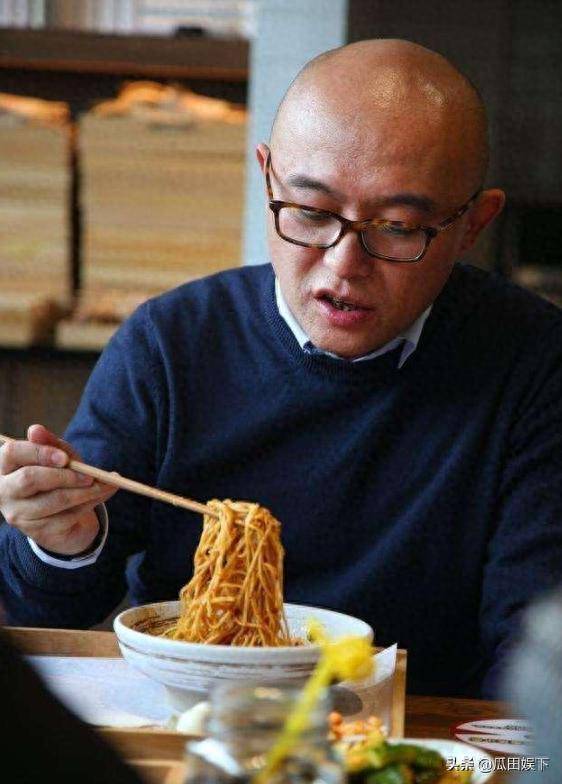 原创            逐渐没有存在感的主持人孟非，早和汪涵一样，走上另一条大道