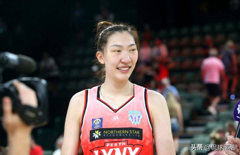 对阵美国今晚开打！中国女篮传来宫鲁鸣最新消息，韩旭说得很实在