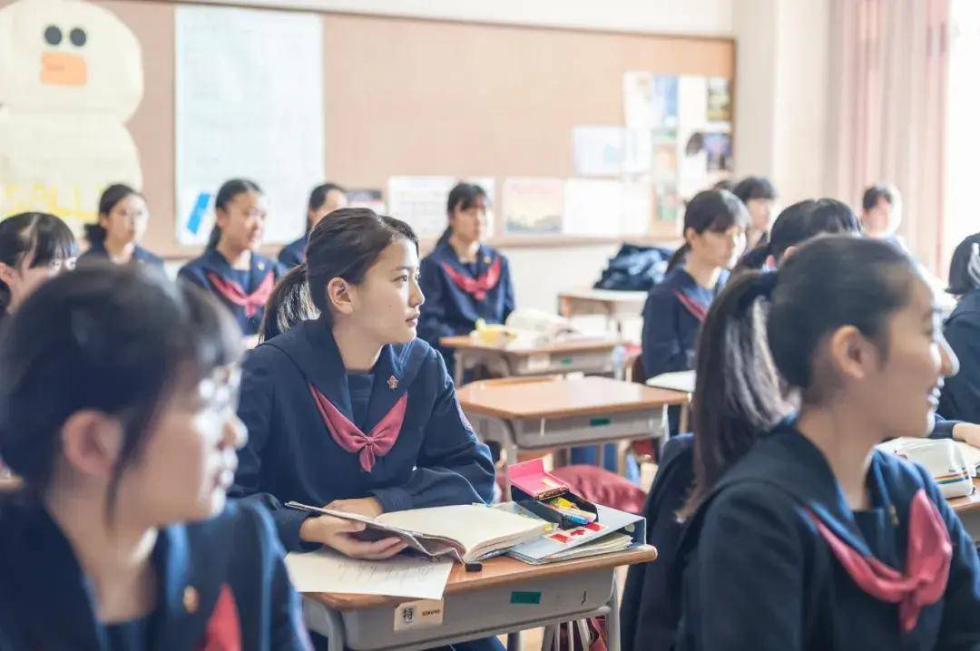 请输入图片描述