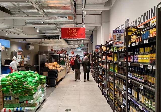 4个月关店11家！昔日超市一哥大润发跌落神坛，到底败在哪？