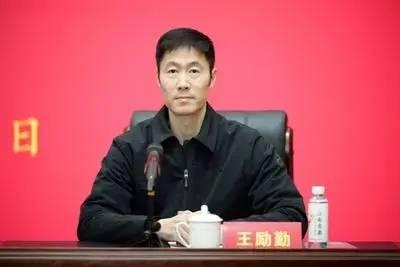 理性正视国乒阵痛！绝非衰败崩塌，新老交替藏着发展深意