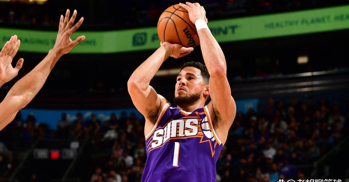NBA巨星德文·布克或加盟勇士！交易方案揭晓，为库里带来夺冠新希望