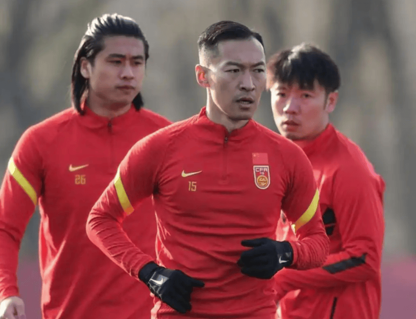 亚运会：2-1逆转朝鲜开门红：中国亚运男足先啃下最硬的一块骨头