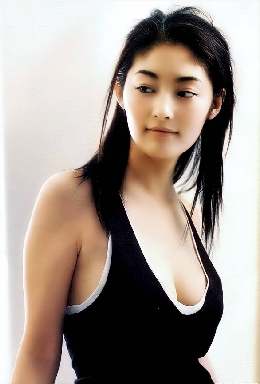 日本影视剧十大性感女神！又纯又欲身材火辣太惊艳了